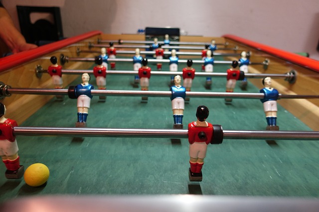 欧冠淘汰赛前瞻：拜仁客战巴黎,