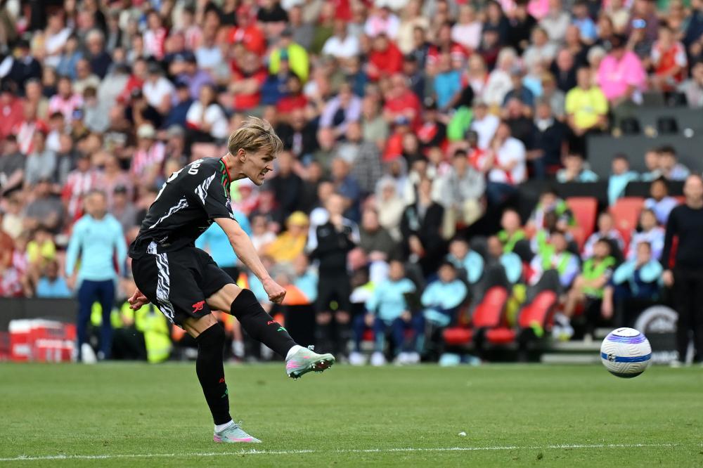 德天空：如果于帕不续约，拜仁将施洛特贝克视为主要替代者